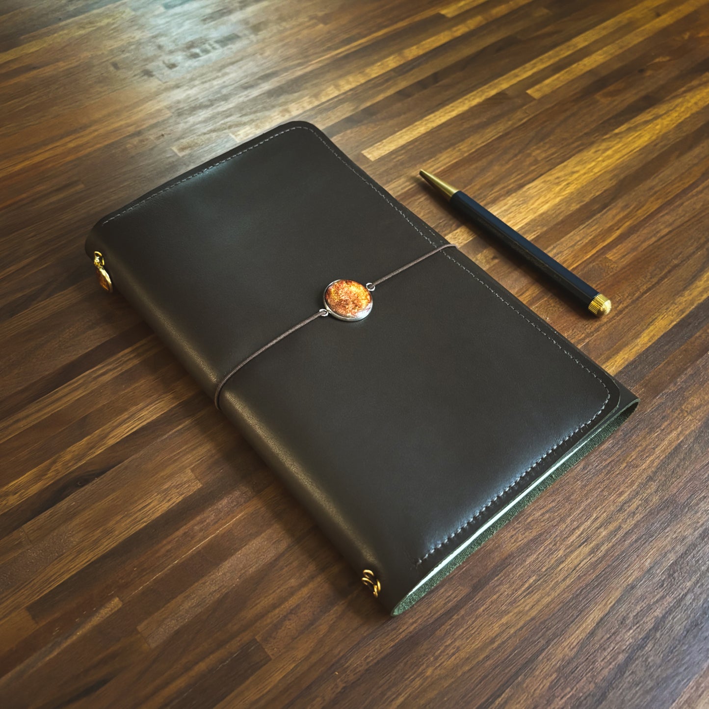 The Portfolio - Brown