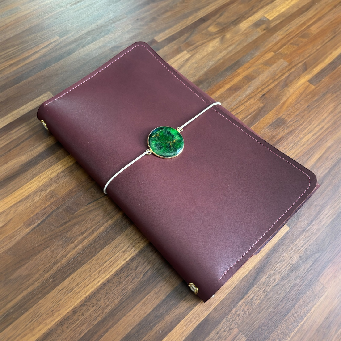 The Classic - Oxblood